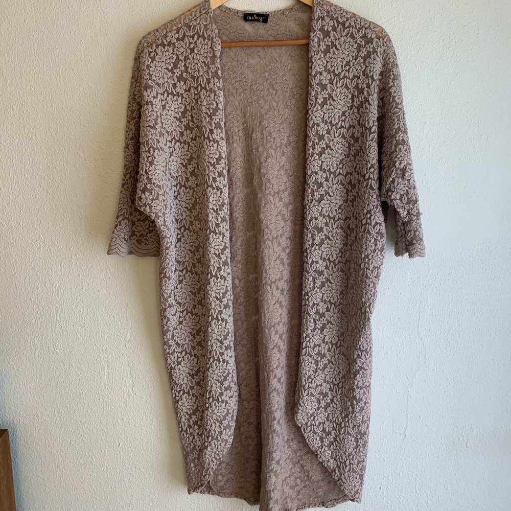 Gorgeous lace wrap/shrug